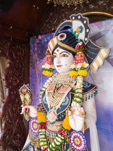 Dar es Salaam Temple Murti Darshan