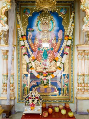Dar es Salaam Temple Murti Darshan