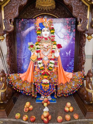 Dar es Salaam Temple Murti Darshan
