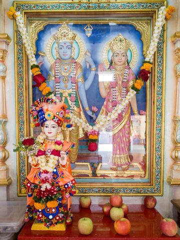 Dar es Salaam Temple Murti Darshan
