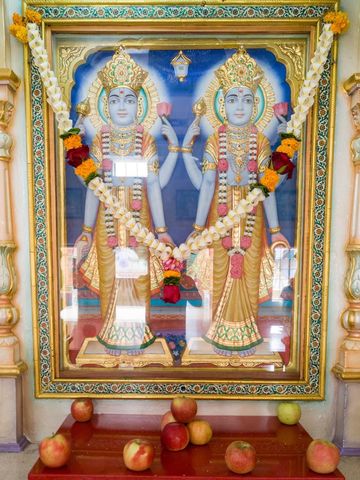 Dar es Salaam Temple Murti Darshan