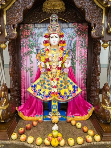 Dar es Salaam Temple Murti Darshan