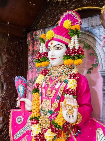Dar es Salaam Temple Murti Darshan
