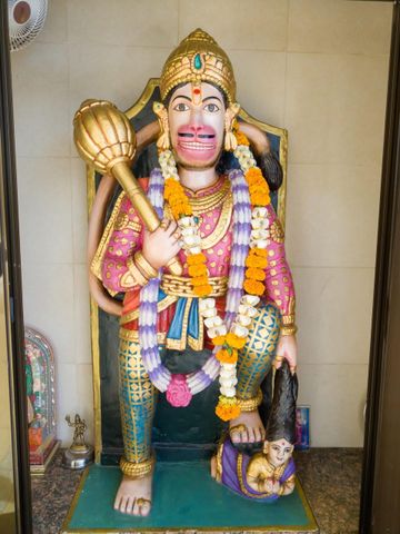 Dar es Salaam Temple Murti Darshan