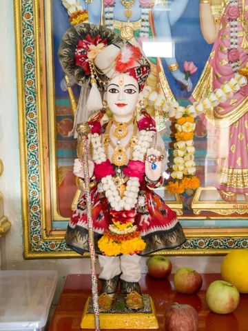 Dar es Salaam Temple Murti Darshan