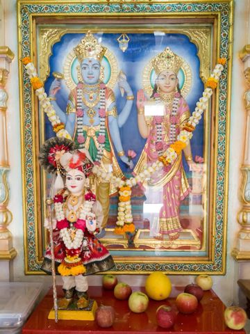 Dar es Salaam Temple Murti Darshan