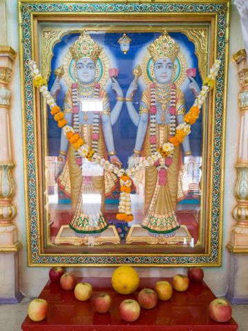 Dar es Salaam Temple Murti Darshan