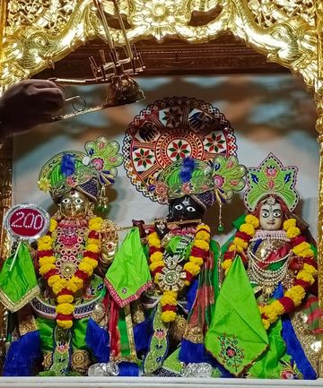 Dholka Temple Murti Darshan