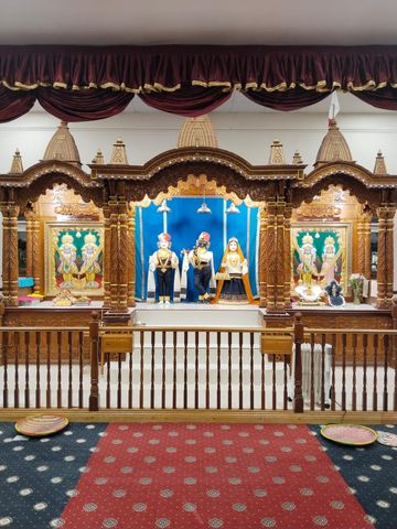 Leicester Temple (ISSO) Murti Darshan