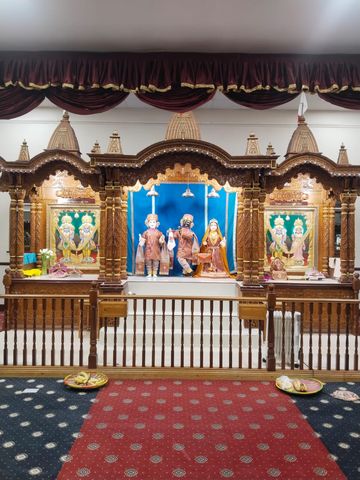 Leicester Temple (ISSO) Murti Darshan