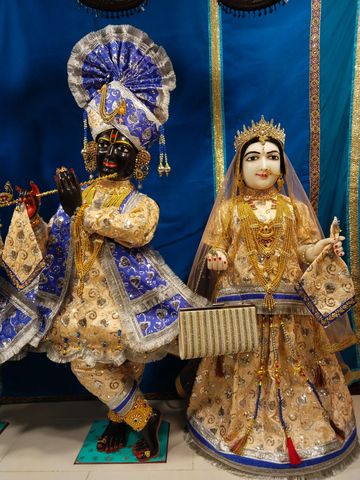 Leicester Temple (ISSO) Murti Darshan