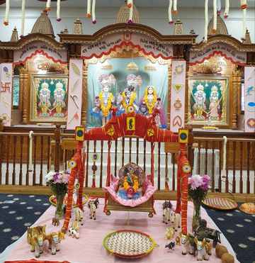 Leicester Temple (ISSO) Murti Darshan