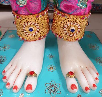 Leicester Temple (ISSO) Murti Darshan