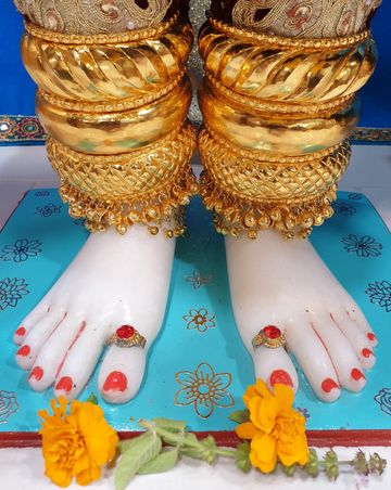 Leicester Temple (ISSO) Murti Darshan