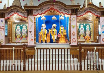 Leicester Temple (ISSO) Murti Darshan