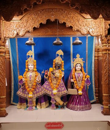 Leicester Temple (ISSO) Murti Darshan