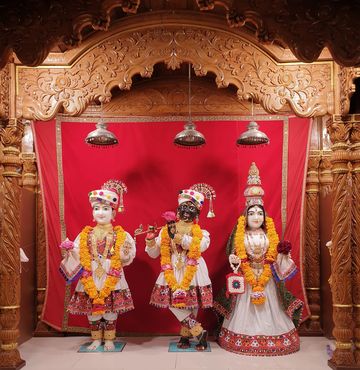 Leicester Temple (ISSO) Murti Darshan