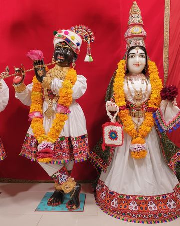 Leicester Temple (ISSO) Murti Darshan