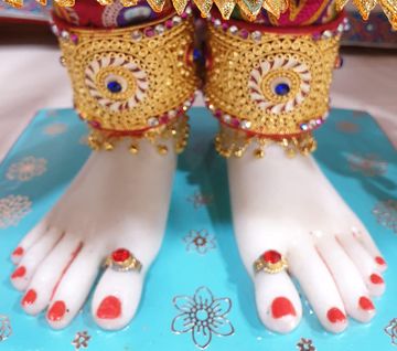 Leicester Temple (ISSO) Murti Darshan