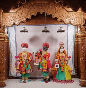 Leicester Temple (ISSO) Murti Darshan