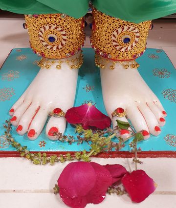 Leicester Temple (ISSO) Murti Darshan
