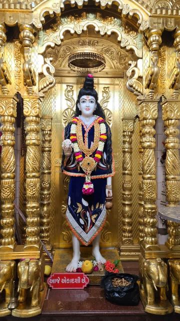 Loj Temple Murti Darshan
