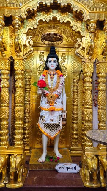 Loj Temple Murti Darshan