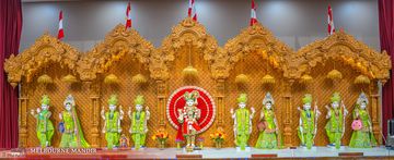Melbourne Temple  (ISSO) Murti Darshan