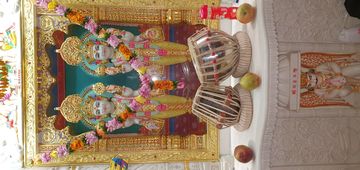 Nairobi EASSTemple Murti Darshan