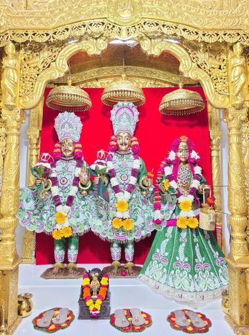 Rajkot Temple Murti Darshan