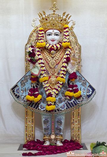 Rapar Mandir Murti Darshan