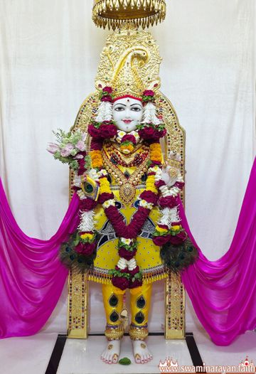 Rapar Mandir Murti Darshan