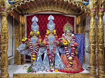 Surat Rustambag Temple Murti Darshan
