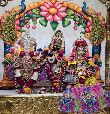 Surat Rustambag Temple Murti Darshan