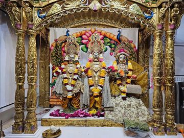 Surat Rustambag Temple Murti Darshan