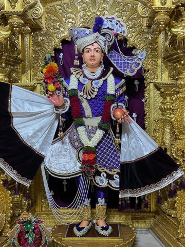 Surat Rustambag Temple Murti Darshan