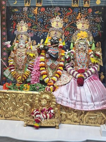 Surat Rustambag Temple Murti Darshan
