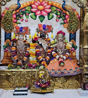 Surat Rustambag Temple Murti Darshan