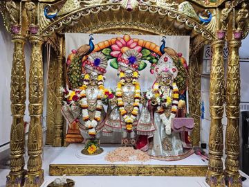 Surat Rustambag Temple Murti Darshan