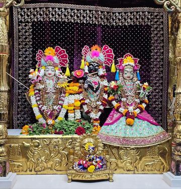 Surat Rustambag Temple Murti Darshan