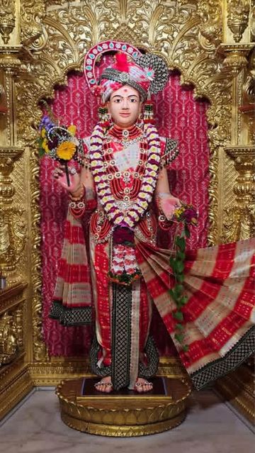 Surat Rustambag Temple Murti Darshan