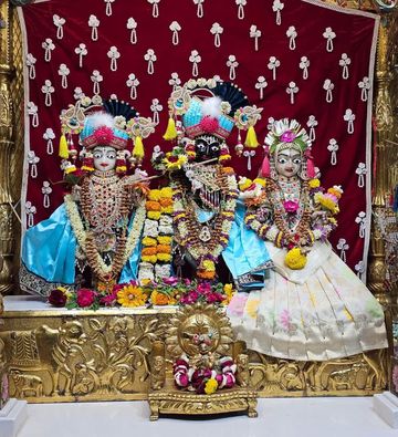 Surat Rustambag Temple Murti Darshan