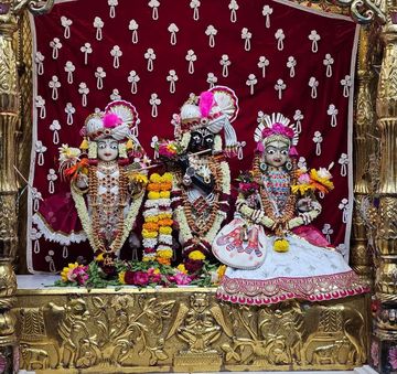 Surat Rustambag Temple Murti Darshan