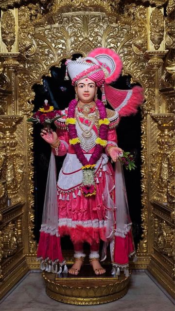 Surat Rustambag Temple Murti Darshan