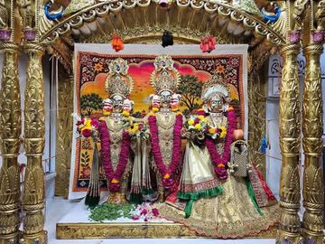 Surat Rustambag Temple Murti Darshan