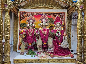 Surat Rustambag Temple Murti Darshan