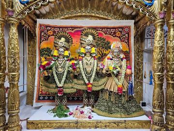 Surat Rustambag Temple Murti Darshan