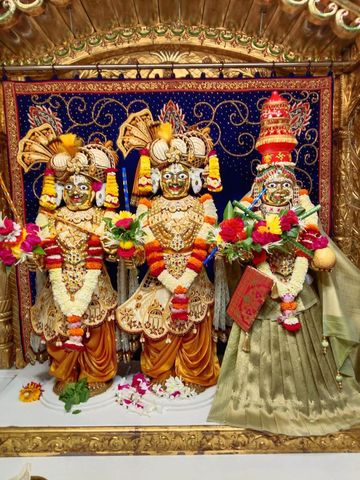 Surat Rustambag Temple Murti Darshan