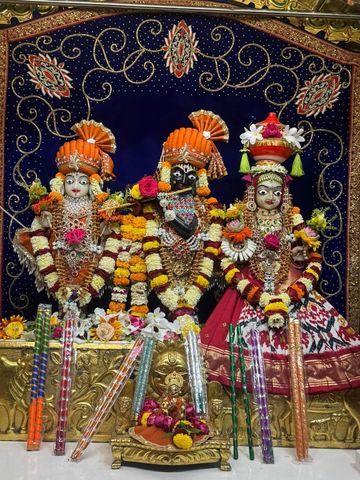 Surat Rustambag Temple Murti Darshan