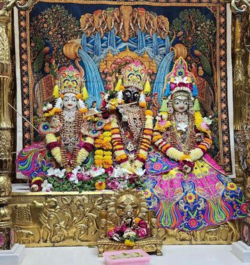 Surat Rustambag Temple Murti Darshan